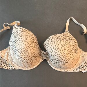 Body by Victoria Lined Perfect Coverage Leopard Print Lace Bra